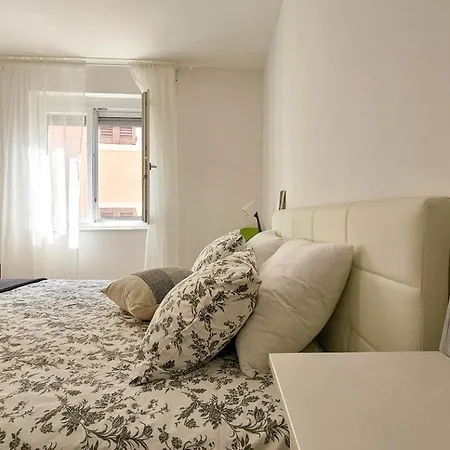 Apartment Pepi *